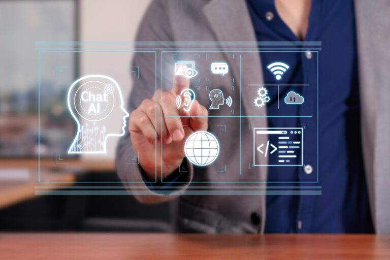 Utilisateur comparant les fonctionnalités de ChatGPT gratuit et ChatGPT Plus