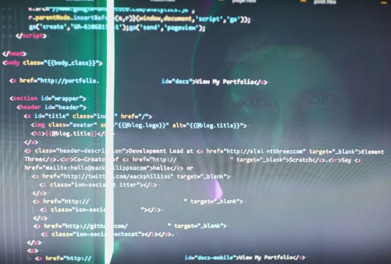 Code affiché sur l'écran d'un ordinateur